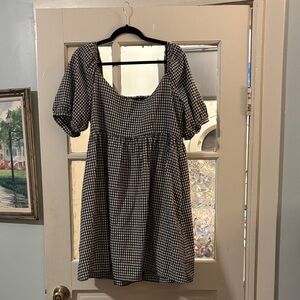 Tuckernuck- Pomander Place Gingham Puff-Sleeve Mini Dress